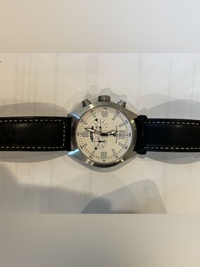 Men's Black Leather Strap Watch - swiss legend